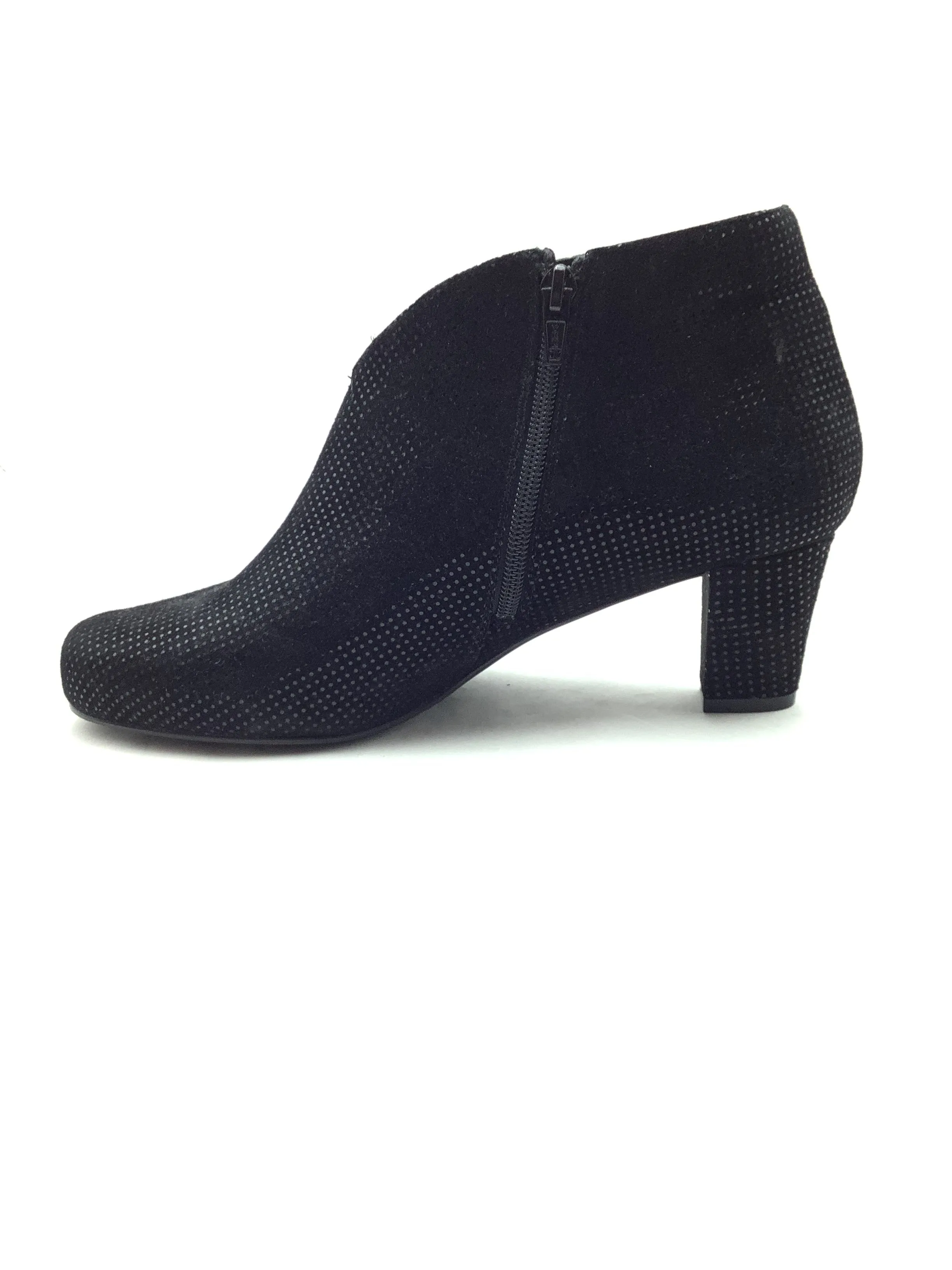 David Tate Women's Fame Ankle Bootie Black Suede Size: 10W