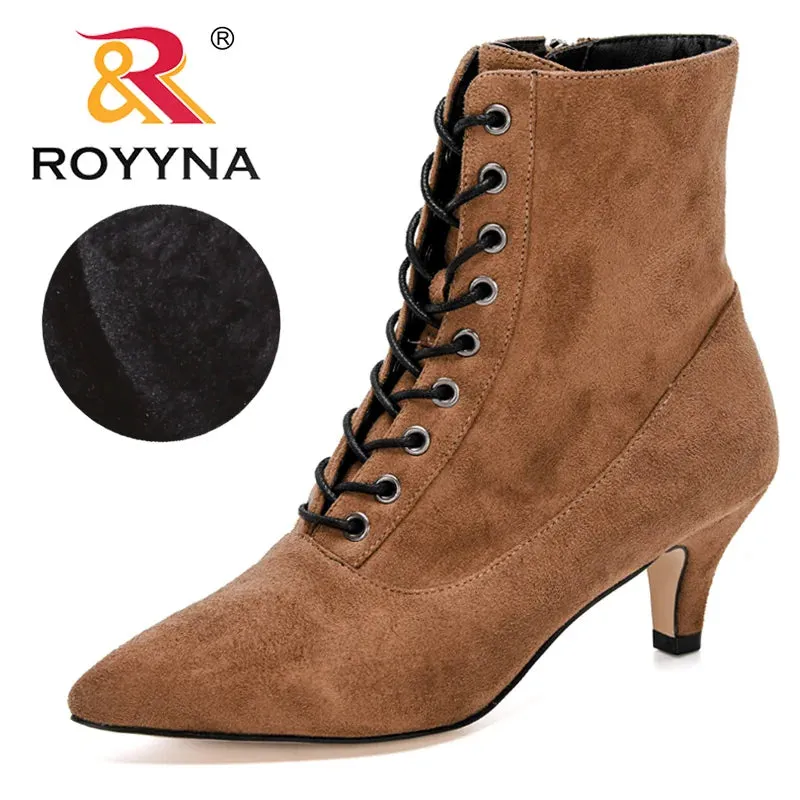 ROYYNA Retro Lace-Up Ankle Boots